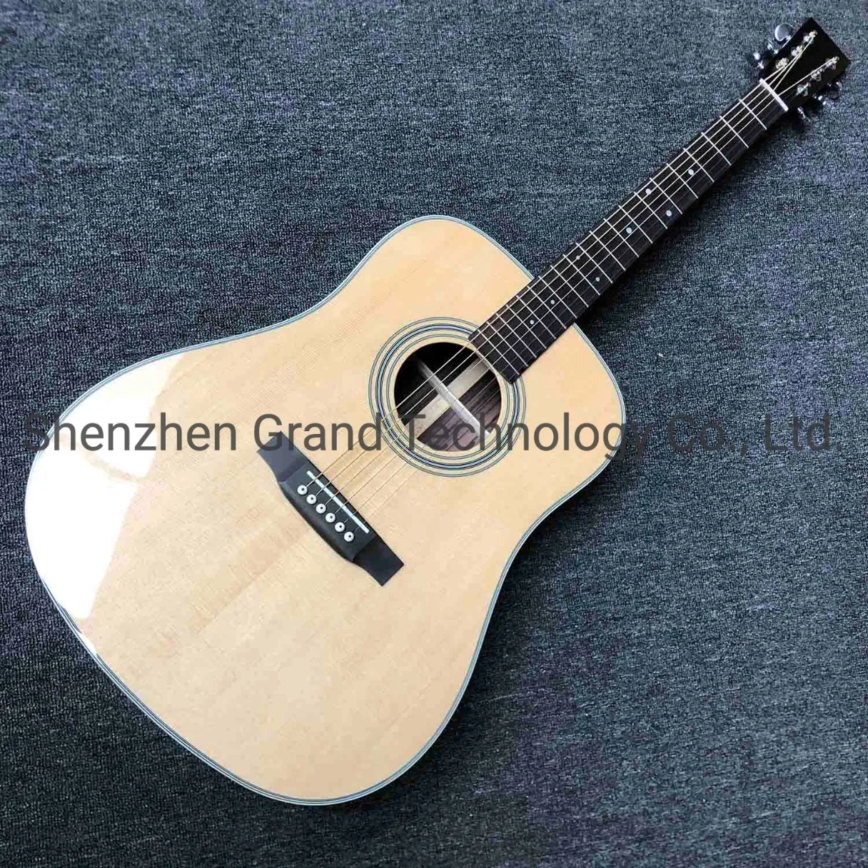 Custom 41 Inch aaaa toutes solides de l'épinette Guitare Folk classique en bois d Type 28s de la guitare acoustique