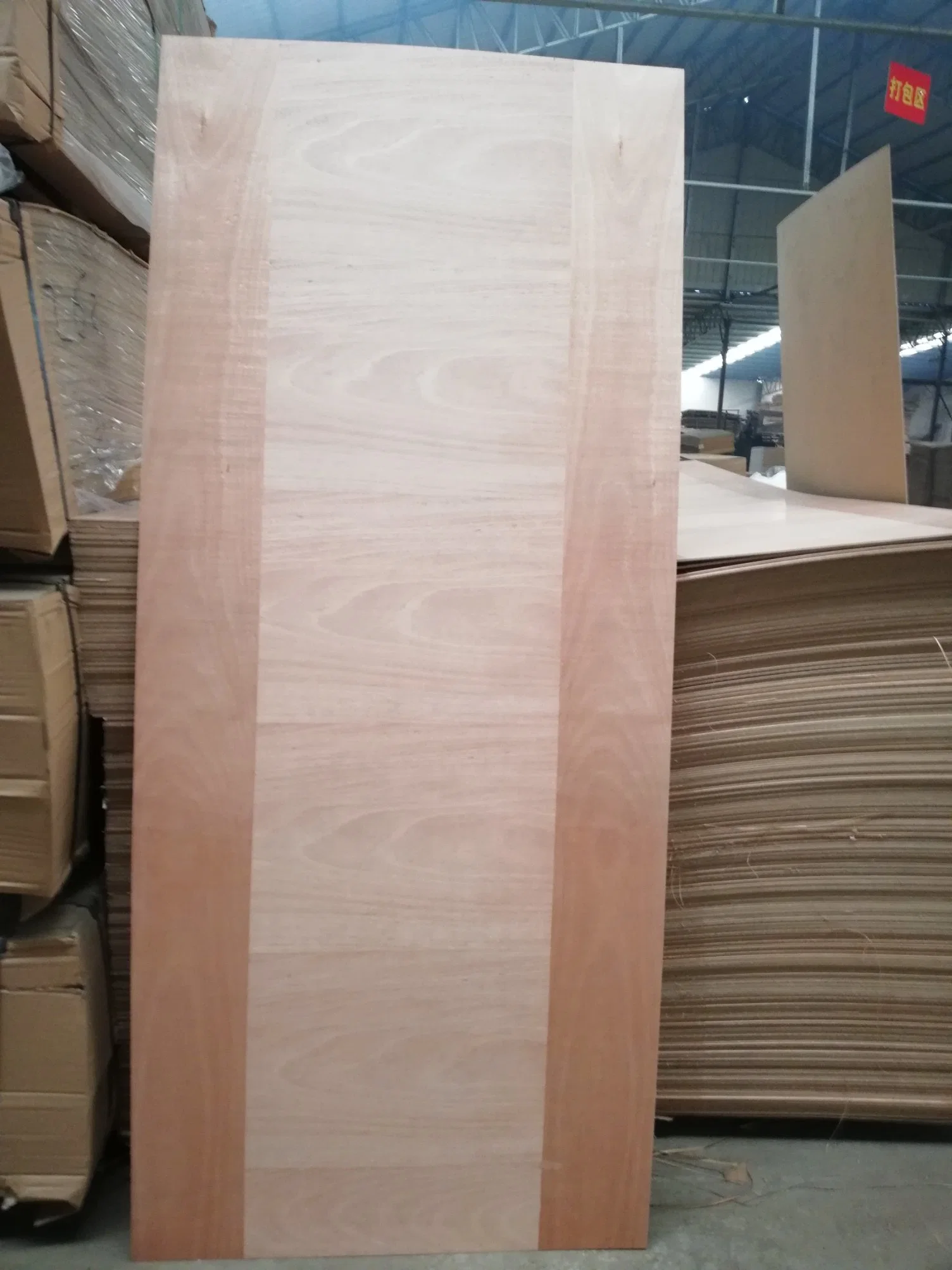 Fábrica-Okoume Puerta Piel Tamaño Plywood 2150X700mm / 750mm / 850mm / 1000mm