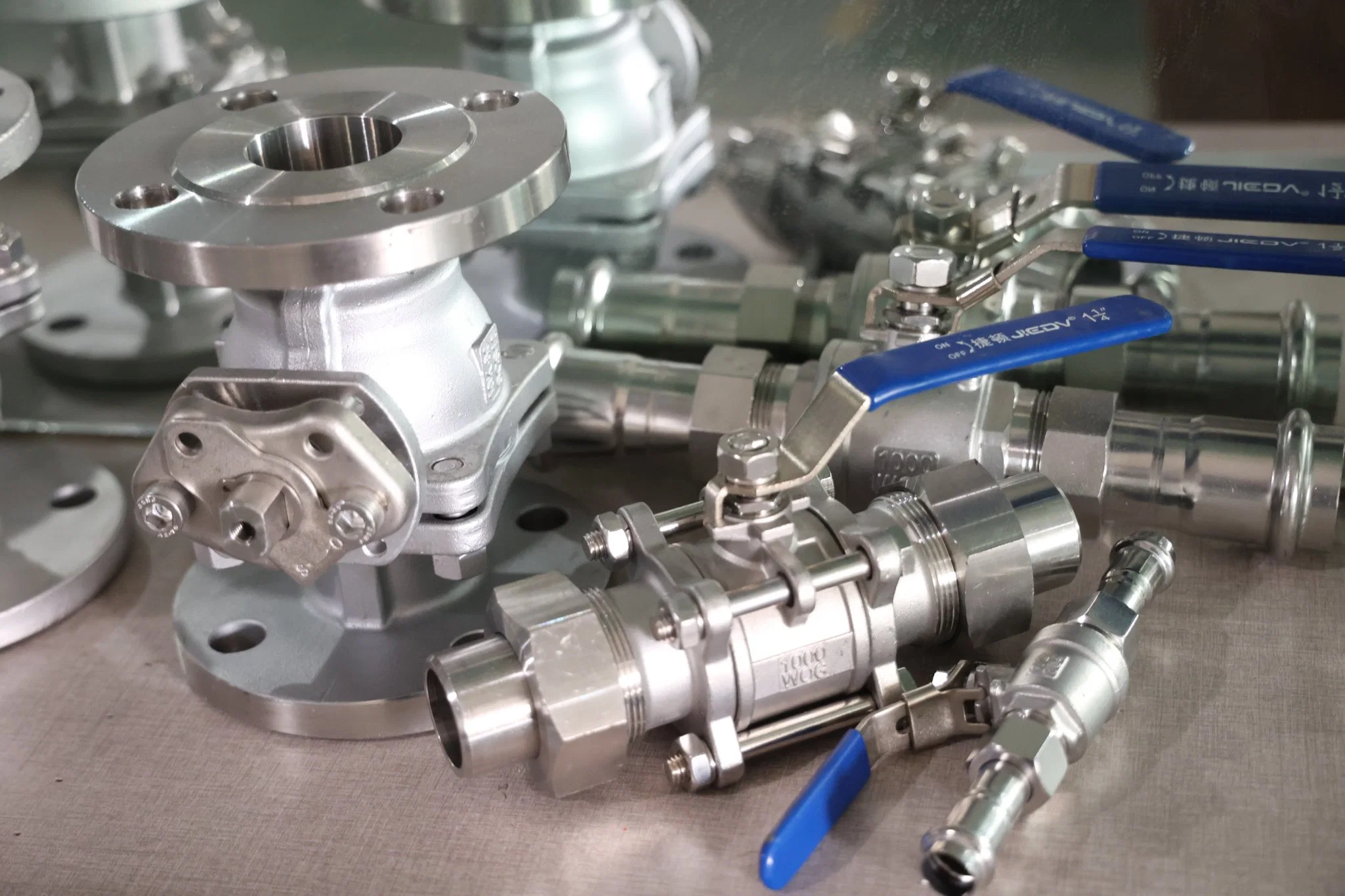 Industrial Hydraulic Sanitary DN25/DN32/DN40/DN50 Manual Tank Bottom Flow Control Stainless Steel Ball Valve for Beer Beverage