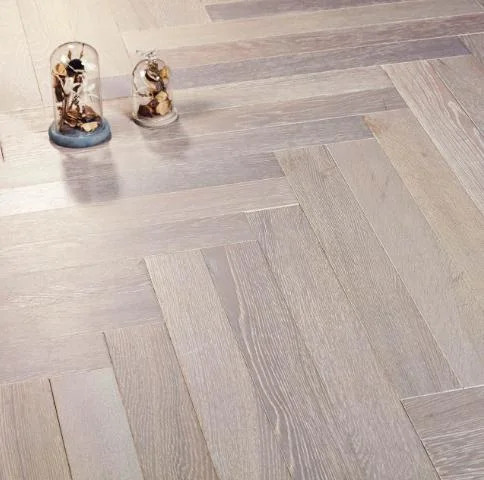 Arriba Grado/concreto retorno y reemplazo Roble Chino sólido Herringbone Pisos de parquet