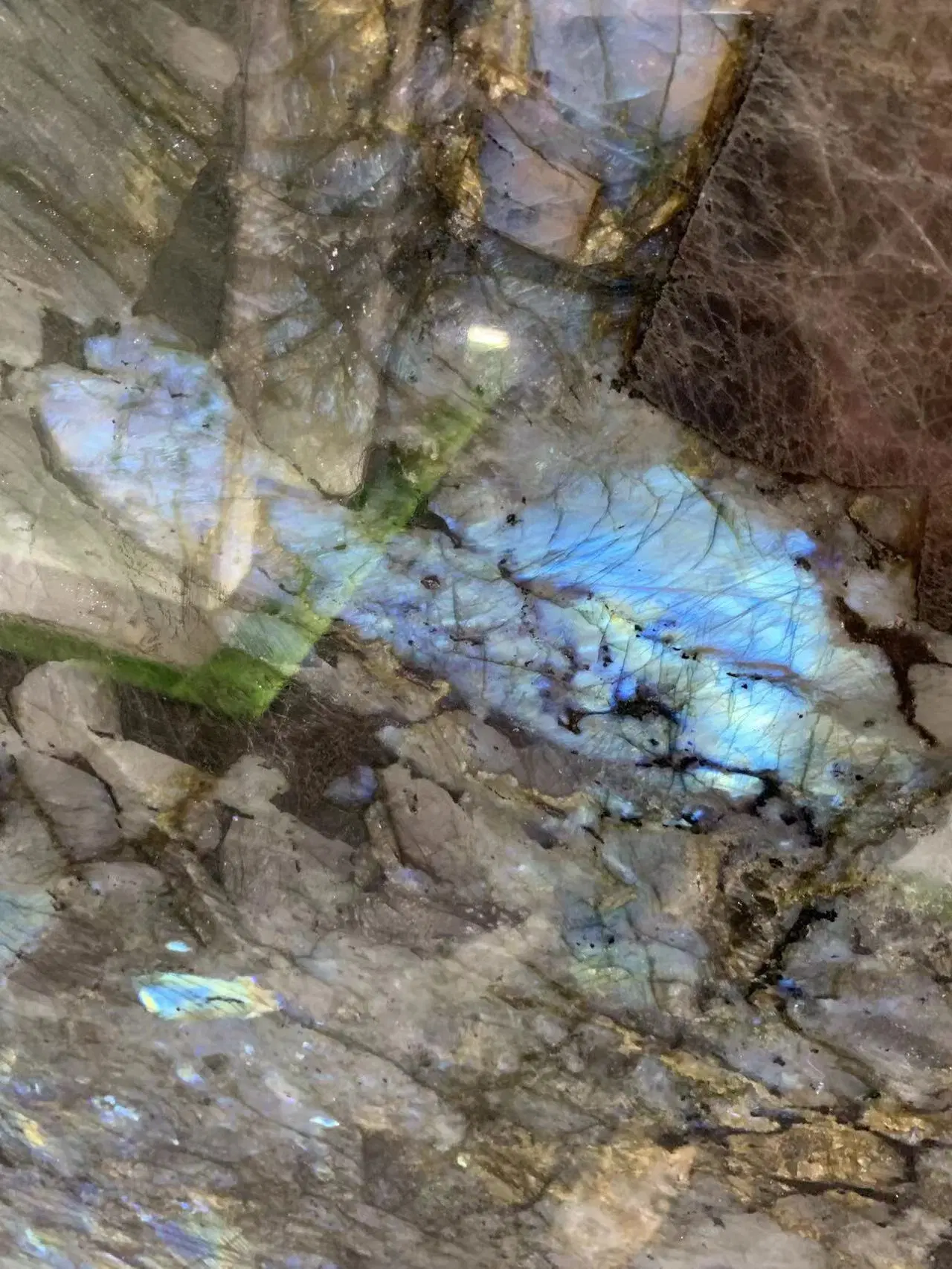 Labradorita azul brillante de piedra con lujo de buena calidad de diamante azul