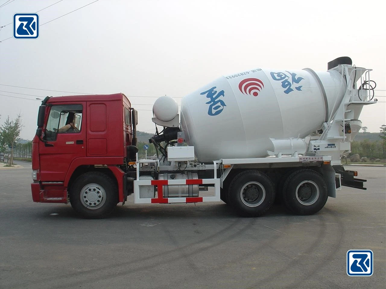 Sinotruk HOWO 6X4 Brand New Concrete Mixer Machine Concrete Mixer Truck Price