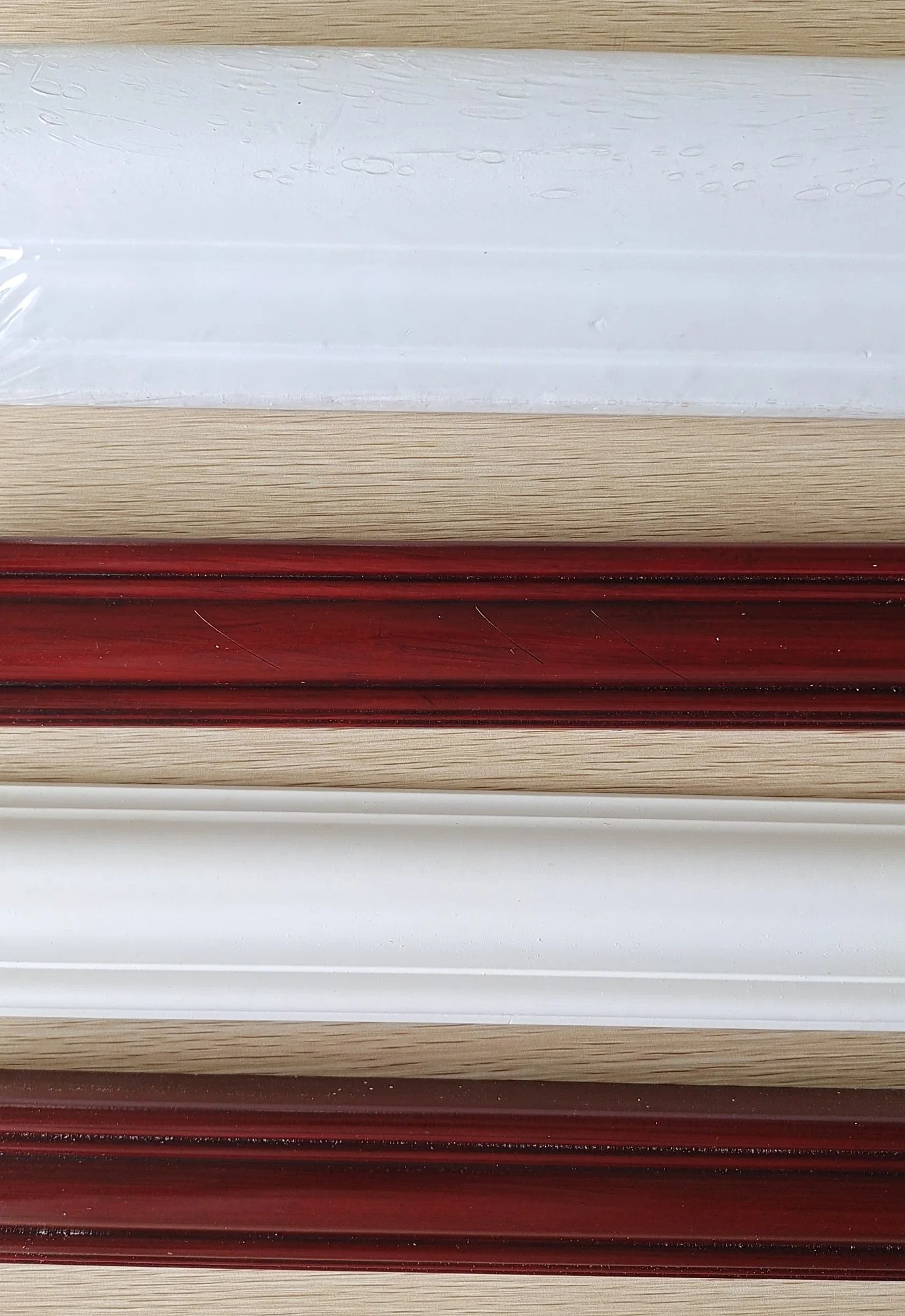 Polyurethane Carved Molding, PU Crown Moulding Finished