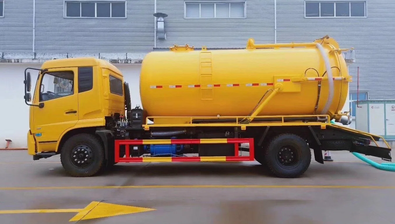 Vacuum Sewage Truck