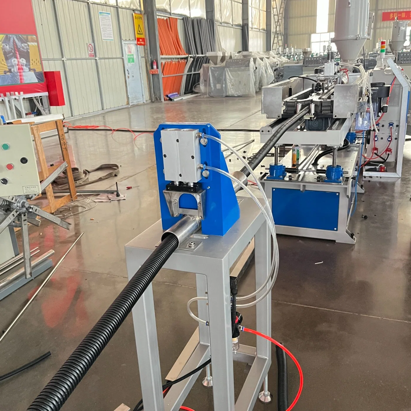 Corrugated Pipe Making Machine Flexible Corrugated Hose Pipe Line