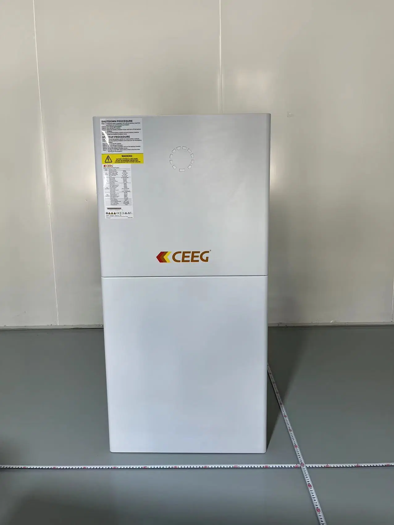 Ceeg on/off Grid BMS inteligente sistema de almacenamiento de energía solar en una casa de almacenamiento de energía
