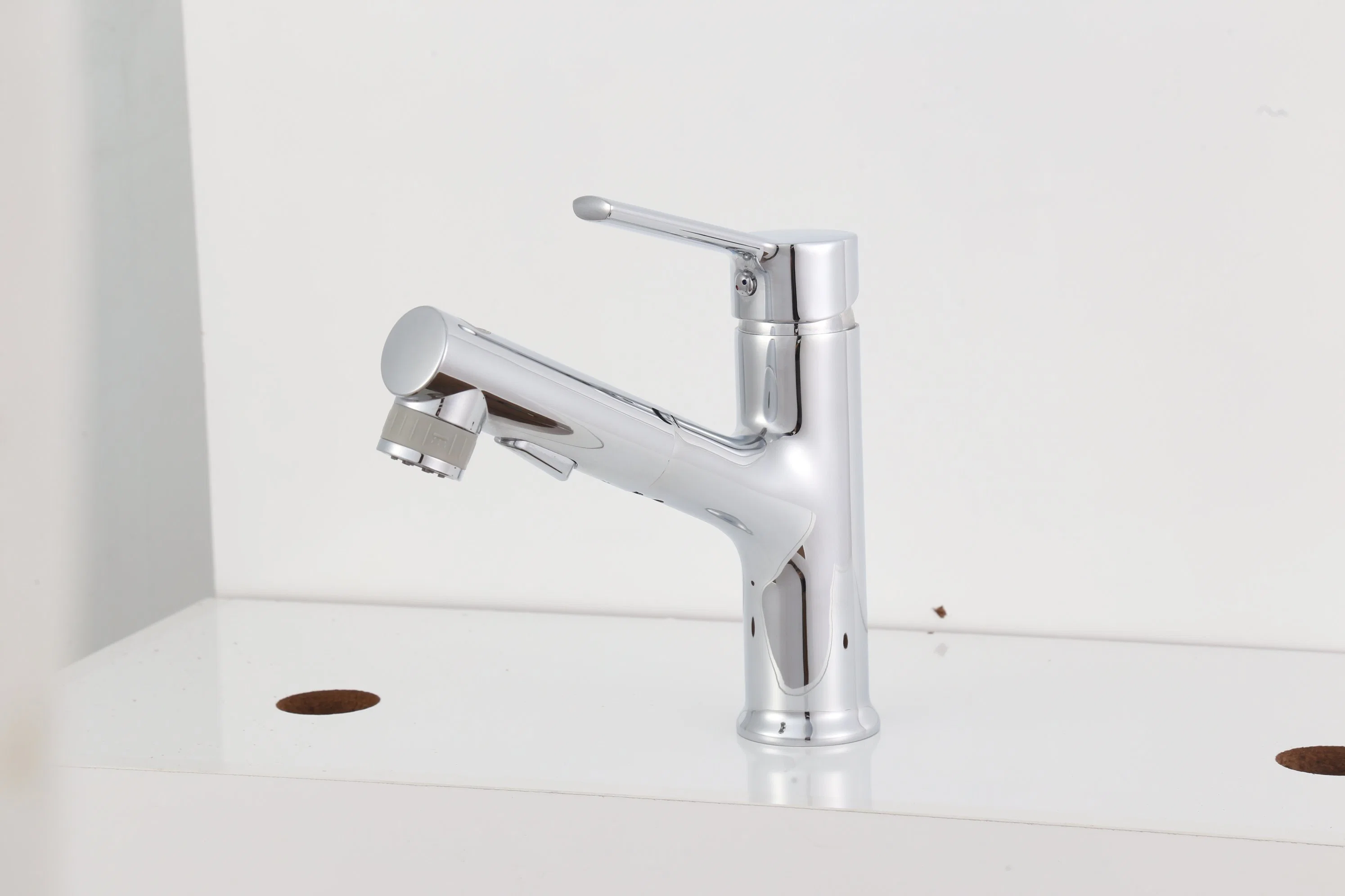 Robinet de lavabo carré à levier unique en laiton pour appareils sanitaires