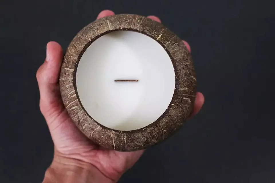 Scented Soy Coconut Shell Candles Wood Wick Scented Candles