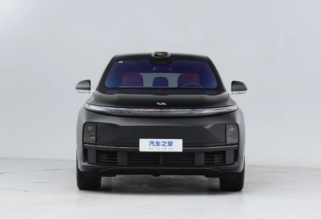 The 2023 New Design Can Endurance Electric Vehicle Aion Lx Plus80d Flagship Version 600km Chinese-Made New Energy Vehicle