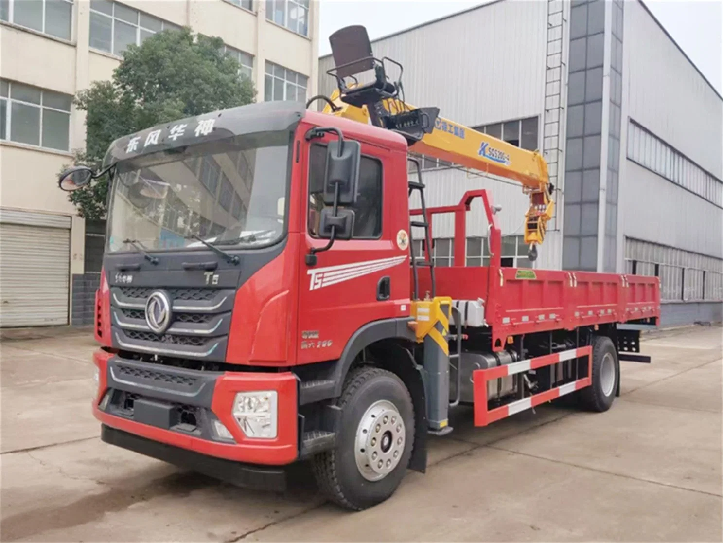 Dongfeng T5 8-Ton LKW-Kran 6m1 LKW-Kran