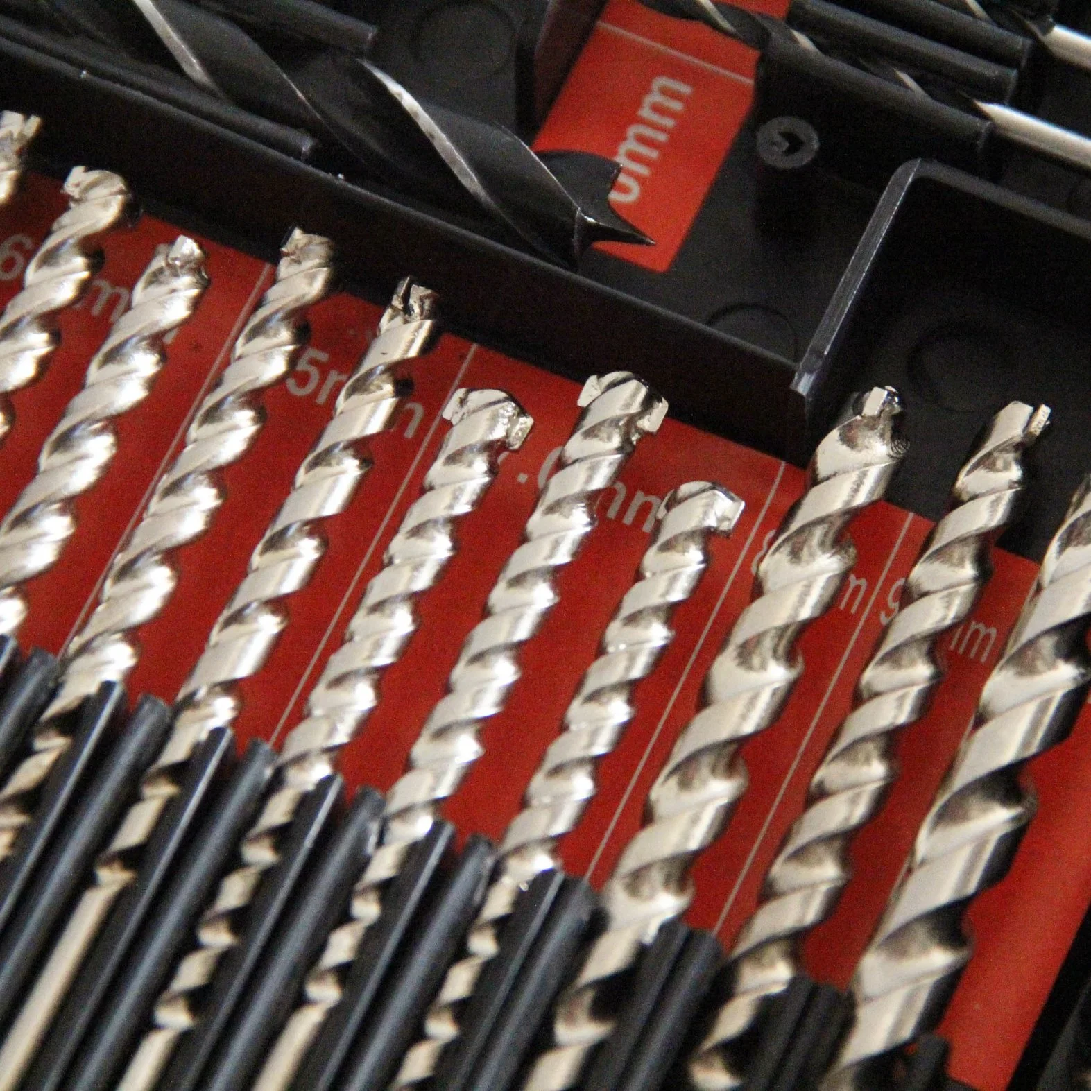 High quality/High cost performance 246 Pieces Drill Bit Set