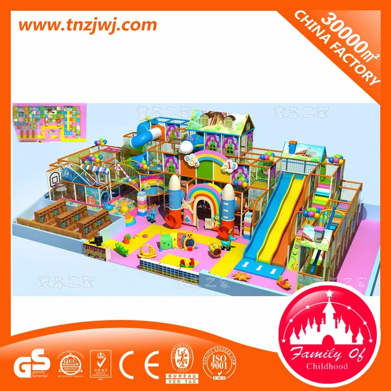 Plus tard le Château de coloré incroyable Kids Naughty Terrain de jeux intérieur