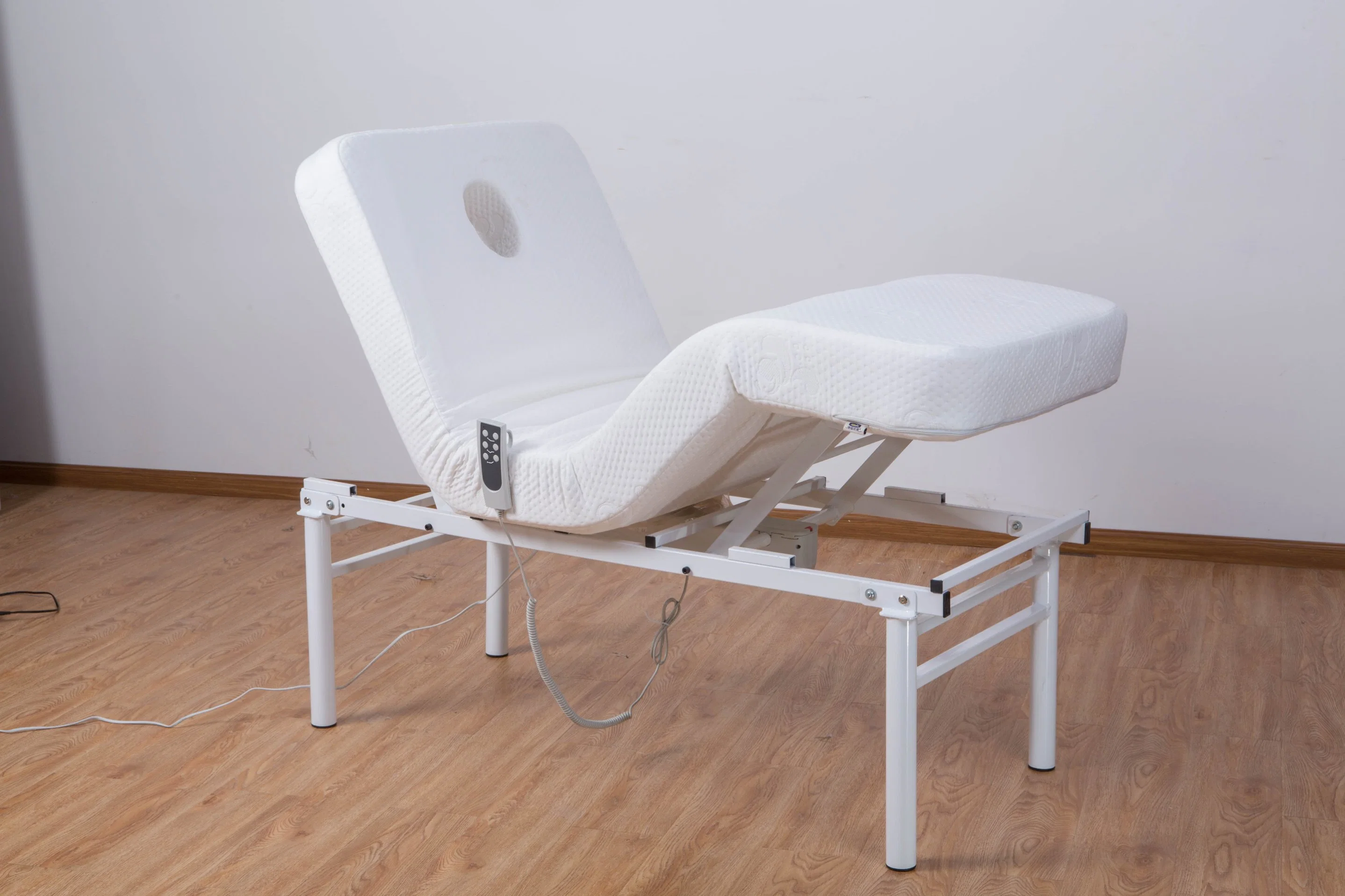 precio de fábrica de muebles de salón blanco de Venta caliente con auricular con cable ajustable eléctrica cama belleza SPA