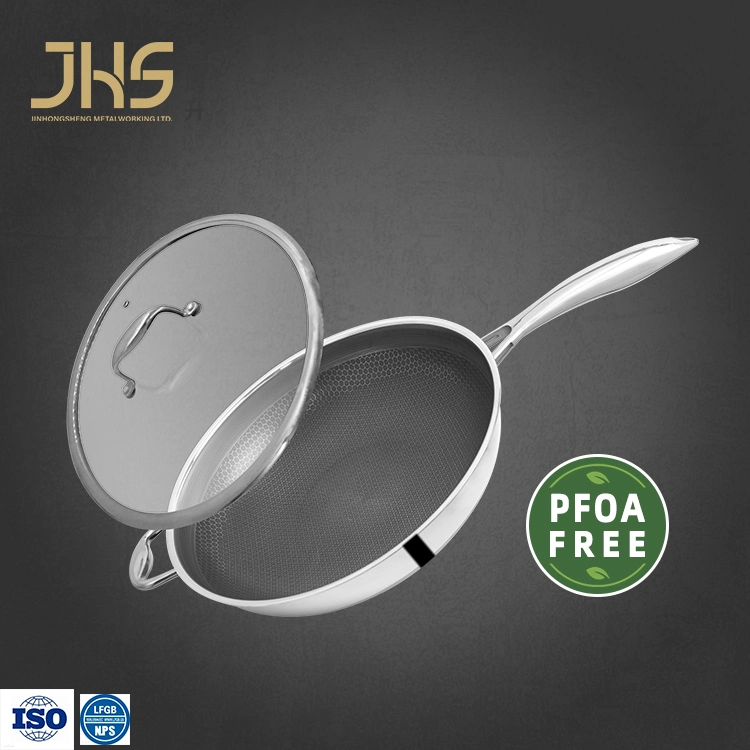 Sain Eco friendly PFOA sans triple pli en acier inoxydable Wok non Batterie de cuisine à motif nid d'abeilles à gravure en bâtonnets avec couvercle en verre