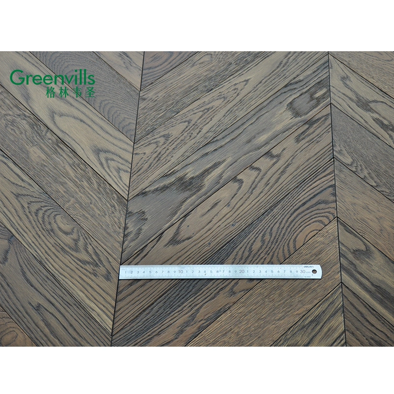 Villa Heating Floor White Oak Herringbone Chevron Timber Flooring