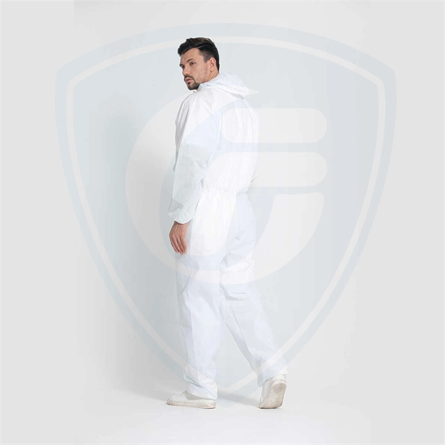 White Disposable Hooded Coveralls SMS Chemical Protective Suits Elastic Cuffs Front Zipper Closure Serged Seams for Spray Painting Mechanic Work