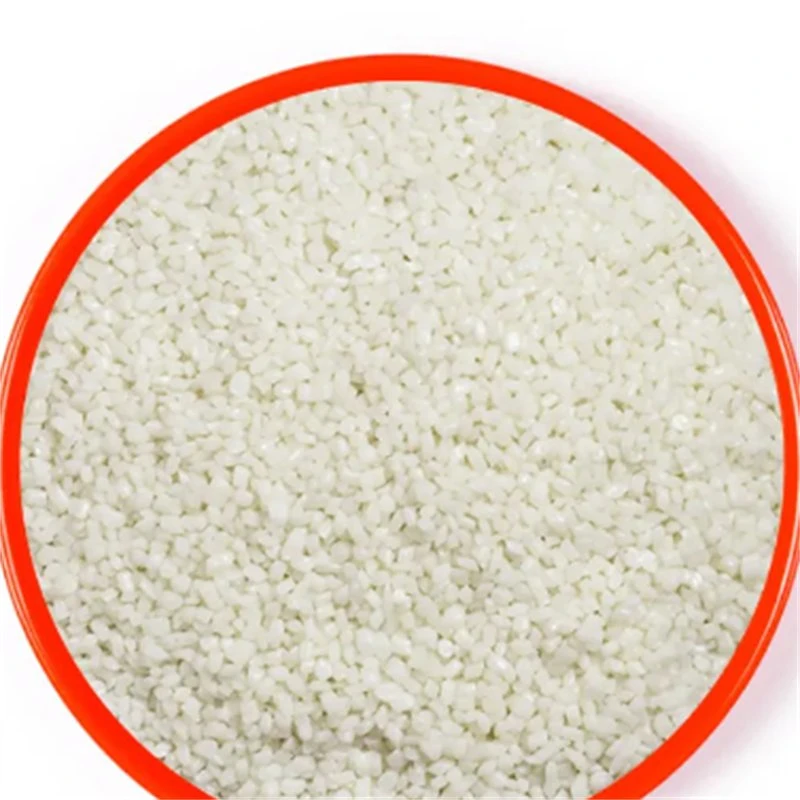 Moulage par injection de qualité couleur blanc naturel Granule plastique vierge/recyclé PET Flocons PET de qualité bouteille