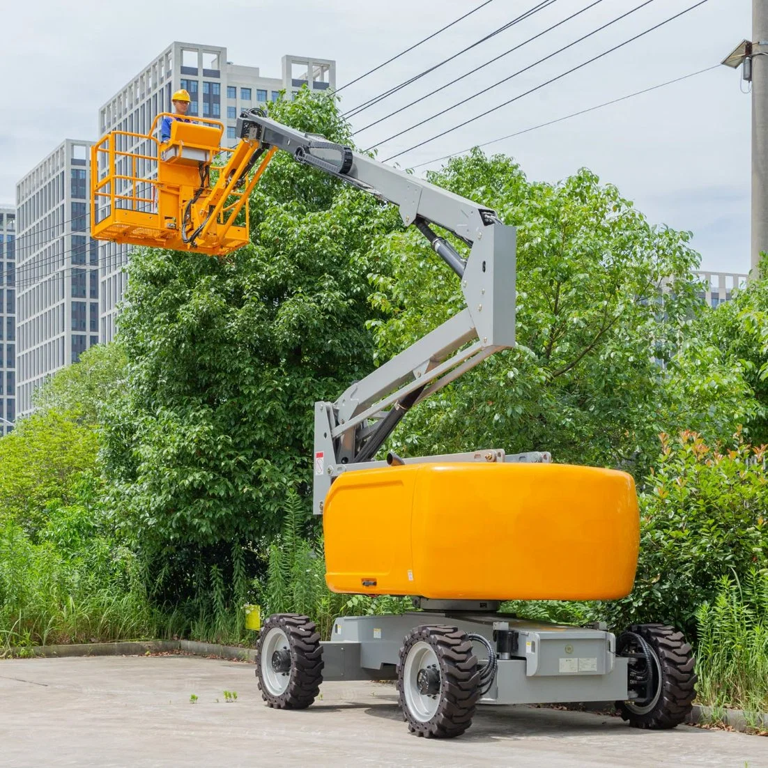 Mobile Aerial Platform 24m Telescopic Boom Lift Price