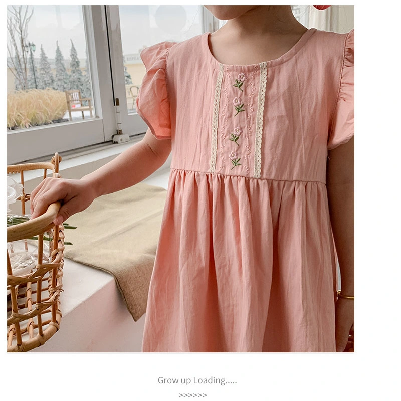 Vestuário para criança 2023 estilo de verão Lace Flor bordados vestido de menina Saia de manga curta para criança de algodão doce (CFTZ-015)