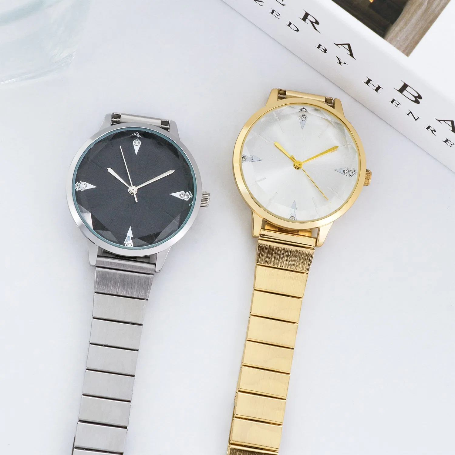 Diseño personalizado de buena calidad de acero inoxidable resistente al agua Women Watch Relojes de Pulsera de moda dama