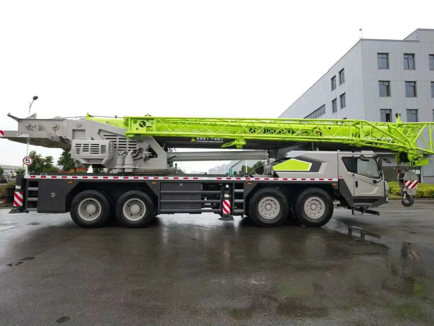 prix d'usine Zoomlion marque nouveau camion grue 80 tonne Ztc800H553