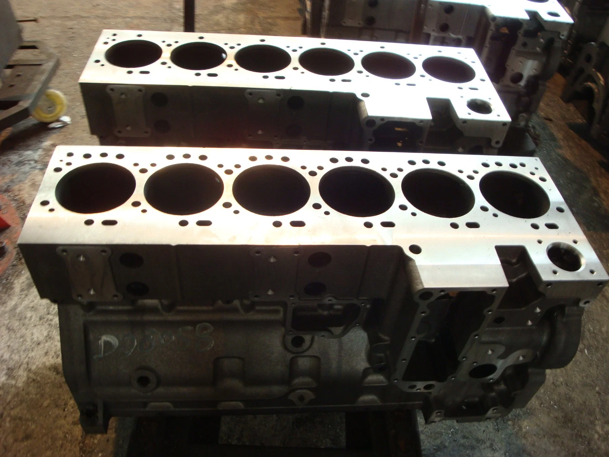 aftermarket heavy tractor parts Bare Cylinder Block 3939313 for Cummins Engine 6C 6CT 6CTA8.3