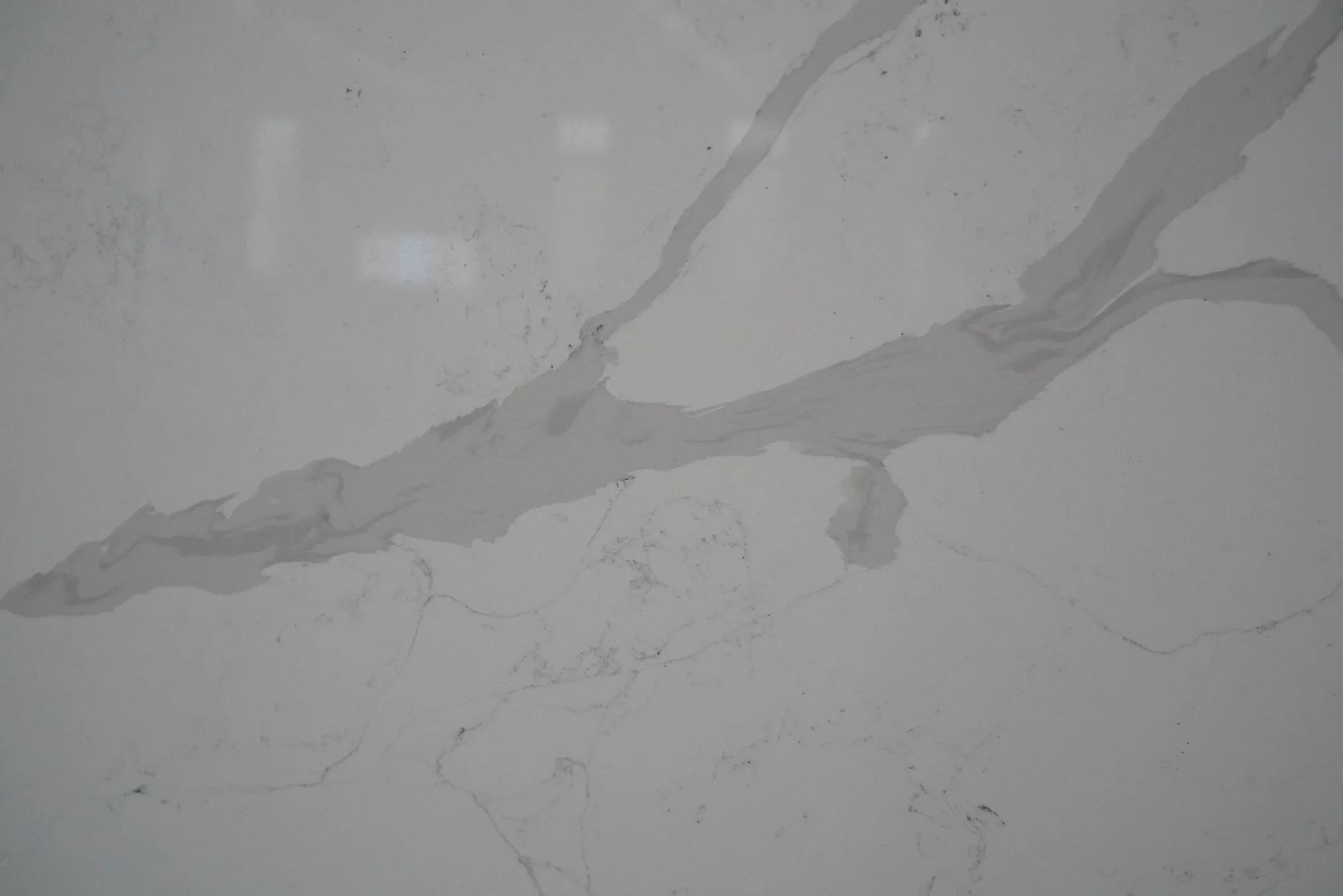 Wholesale/Supplier Prefab Solid Artificial White Quartz for Kitchen, Counter Top, Vanity Tops