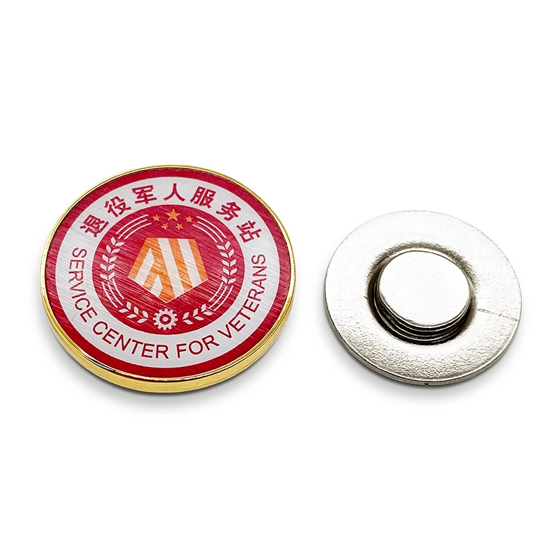 Fashion Badge Label Wholesale/Supplier Free Sample Design Customize Logo Metal Hard Enamel Pin Label