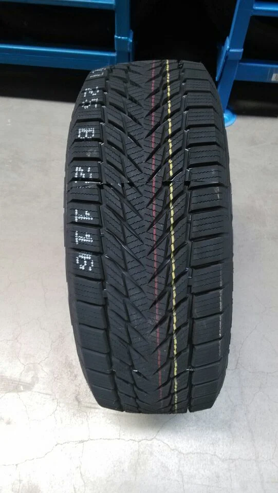 Aplus/Centara/Joyroad Economy PCR Winter Car Tyre UHP/Van/SUV/4X4/at/Mt Tyre 175/70/13 175/65/14 205/70/15 195/50/16 195/65/15 205/55/16 New China Car Tires