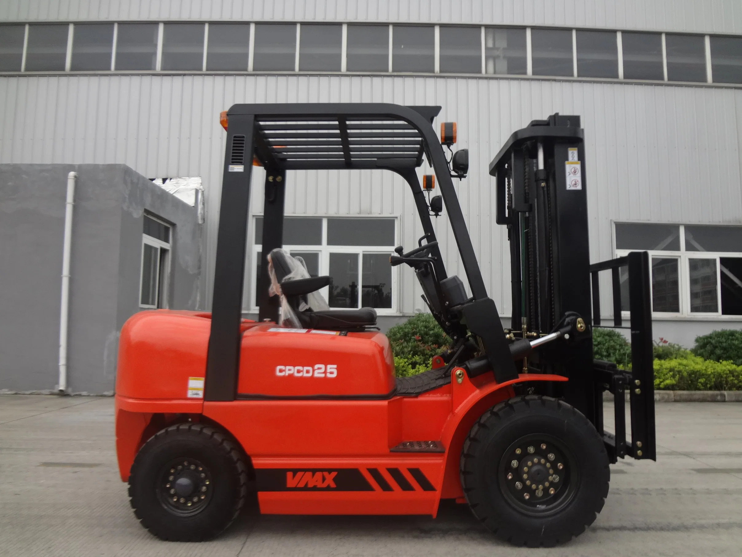 Gasoline LPG /Diesel Forklift Lifting Equipment Truck for Sale