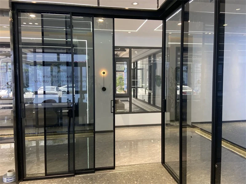 Porte coulissante en aluminium à cadre étroit/cadre fin de conception récente avec double Porte en aluminium à revêtement poudré gris en verre trempé