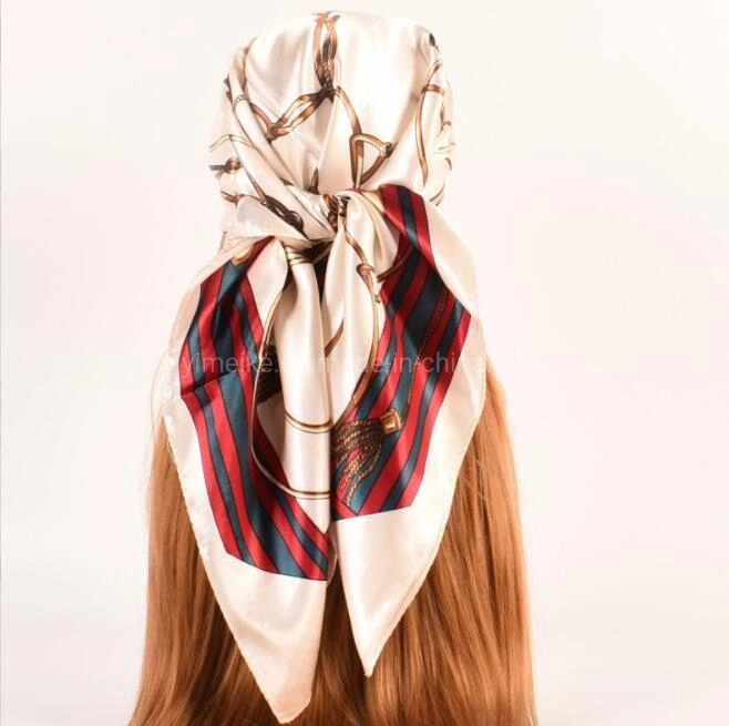 Impreso de nuevo diseño de la cadena de moda Dama satinado cuadradas grandes pañuelos de seda