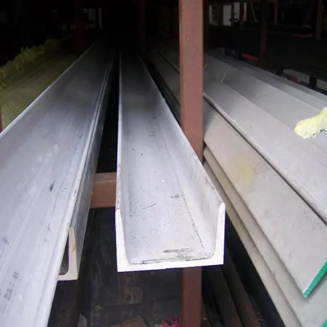 Hot Cold Rolled Mild Steel Profiles Gi Carbon Steel C U Channel with Galvanized Factory En S235jr S355jr A36 Ss400 Purlin Bended Structural Building Material