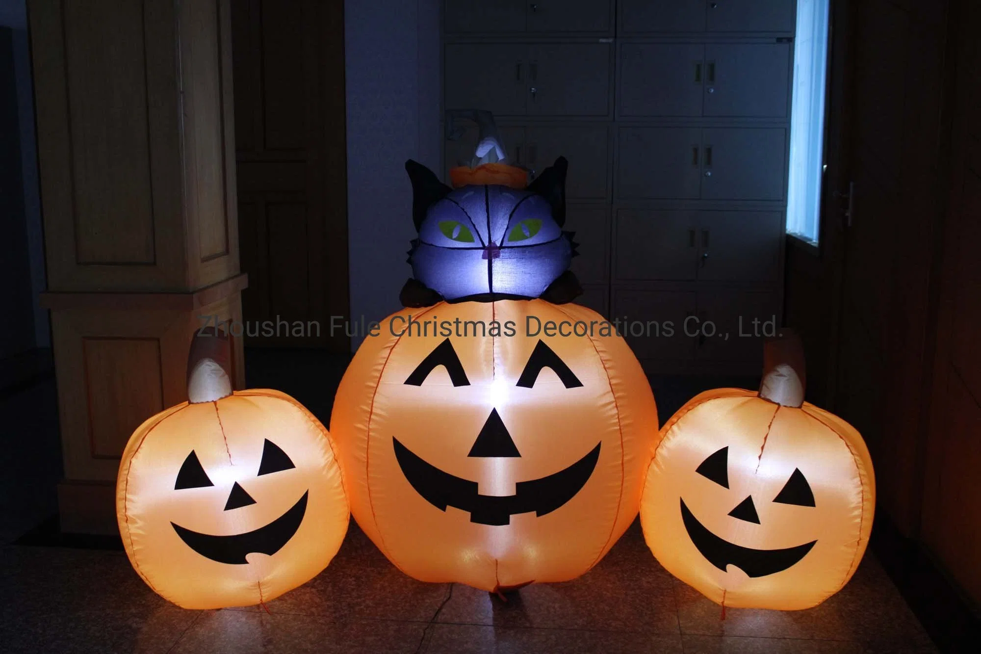 Halloween Inflatable Black Cat with Pumpkins FL21qp-28