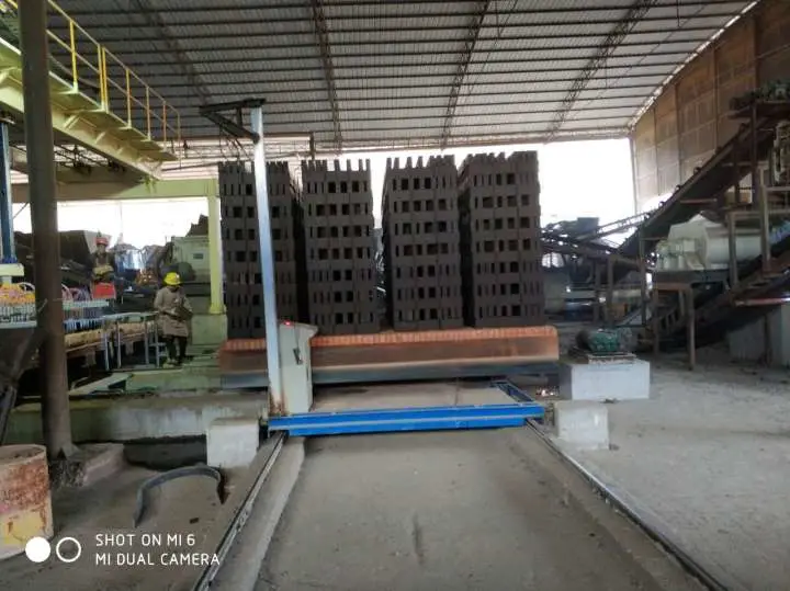 Automatic Concrete Cement Clay Brick and Block Making Machine Fly Ash Sand Hollow Paving Stone Construction Machine for Tunnel Kiln