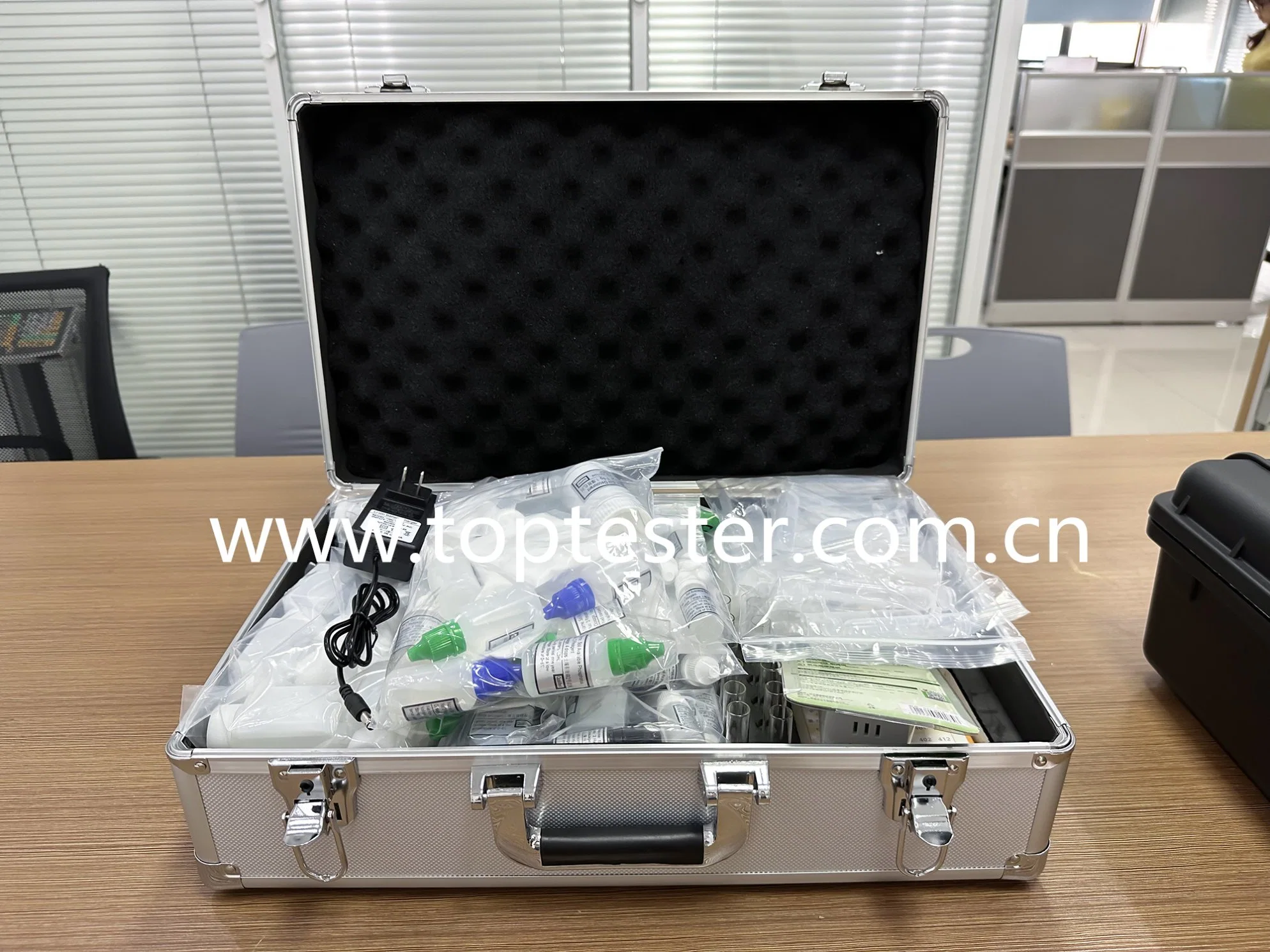 Tp-Gt4 Multiparameter Soil Analyzer for Fertilizers