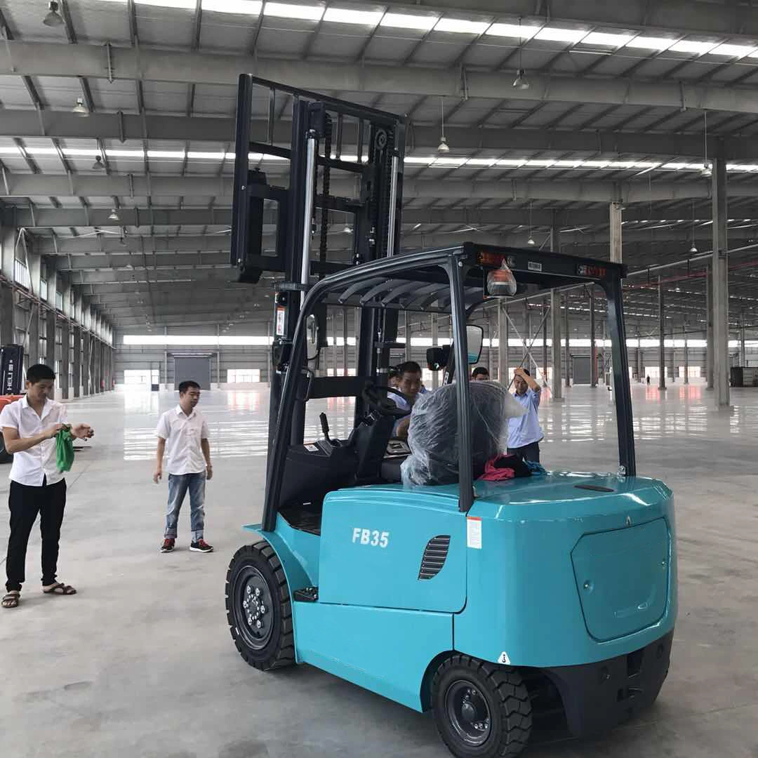 3 Ton 3.5 Ton 4 Wheel Electrical Forklift with Side Shift and Triplex Container Mast Battery Electric Forklift Truck