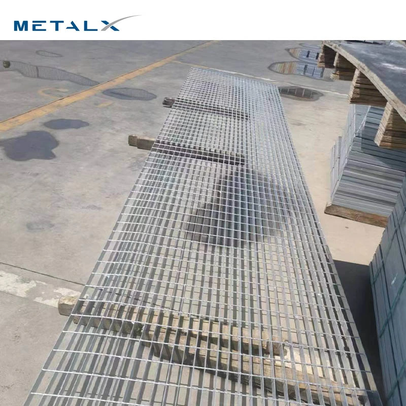 Heat-Resistant Steel Grate Bar Suppliers 304 Stainless Steel Grating Cover Drainage Trench