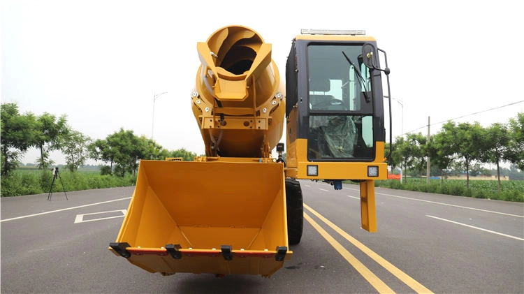 Máquina de betoneira oficial XCMG de 3,5m3 com carregamento automático móvel Cimento concreto preço de venda de betoneira