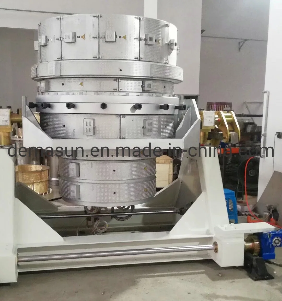 1600mm HDPE Pipe Extrusion Mould Plastic Pipe Machine Extrusion Head Extruder Die Plastic Mould Plastic Machine Extrusion Die Head