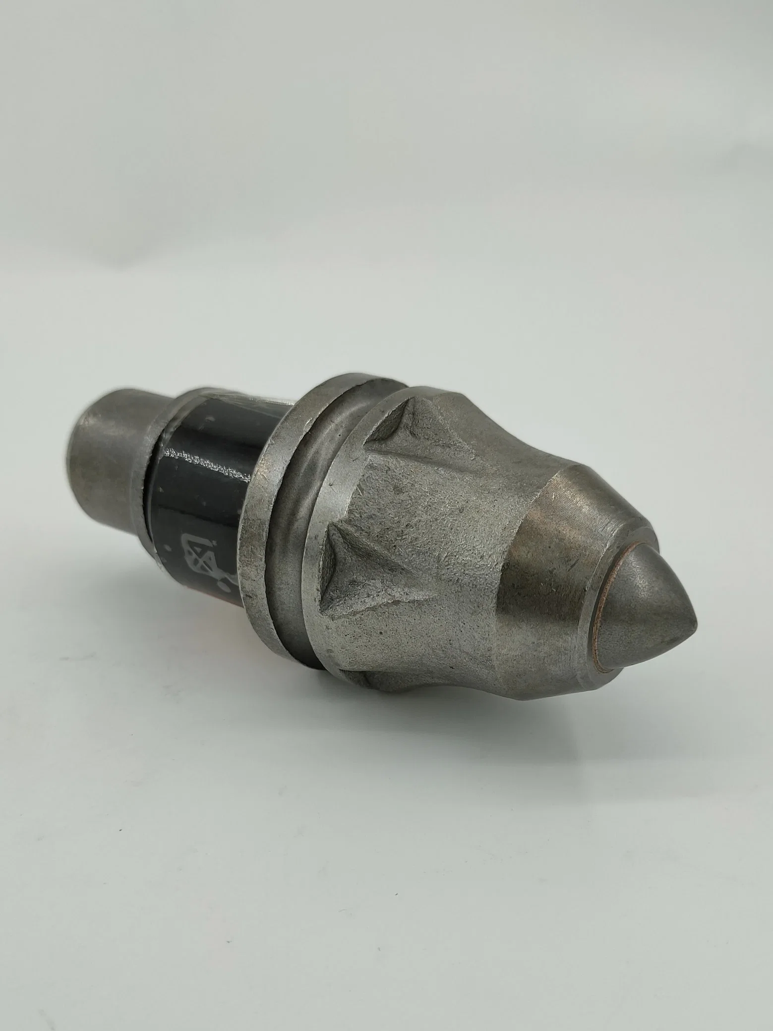 Hn562vn Road Milling Asphalt Bit Round Shank Chisel Bitfoundation Auger Bits Road Milling Concrete Bit Conical Cutting Tools with Bullet Teeth for Foundation