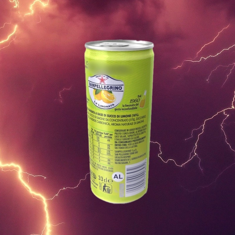 Una muestra gratis Energy Drink bebida energética 250 ml HACCP Halal fabricante de bebidas energéticas en Vietnam Precio al por mayor