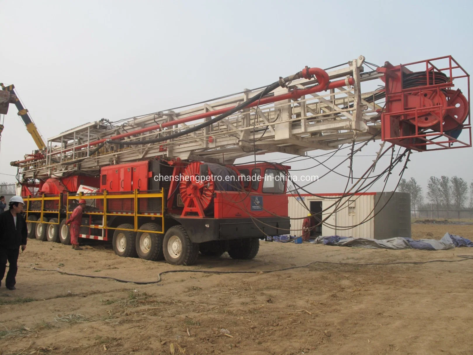 Xj850HP/Zj40/4000m Land Oil Drilling and Workover Rig 225t Drilling Rig with Zp375 Rotary Table Zyt Petroleum Equipment