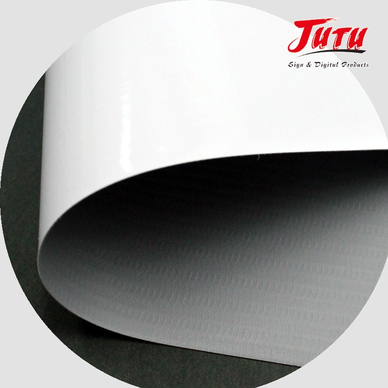 Jutu 1.02-5.0m Width Weather Fastness 440-550g Exhibition Booth Decoration Peeling Resistance Coated PVC Flex