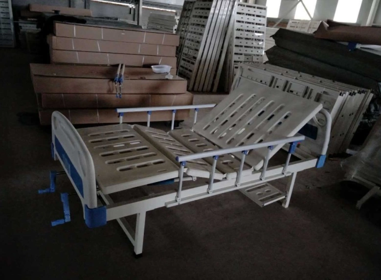 Hot Selling ABS Head Board Manual Two Crank Hospital Bed for Clinc and Hospital