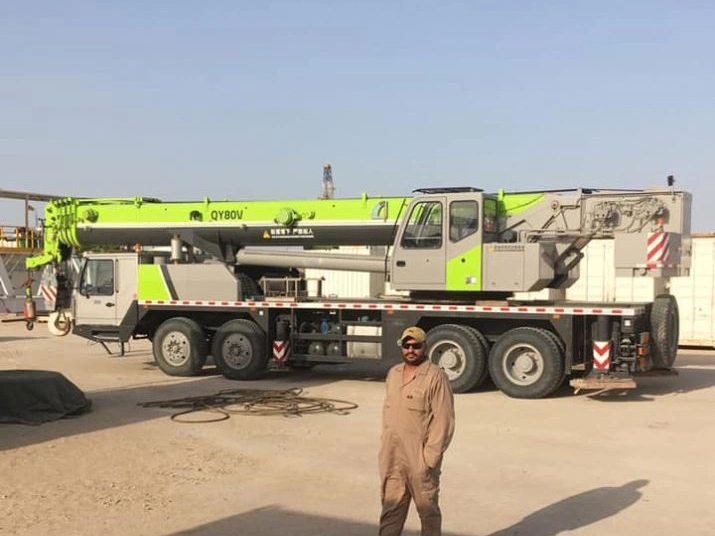 Zoomlion 80 Ton Mobile Crane with 49m Lift Height Ztc801V552