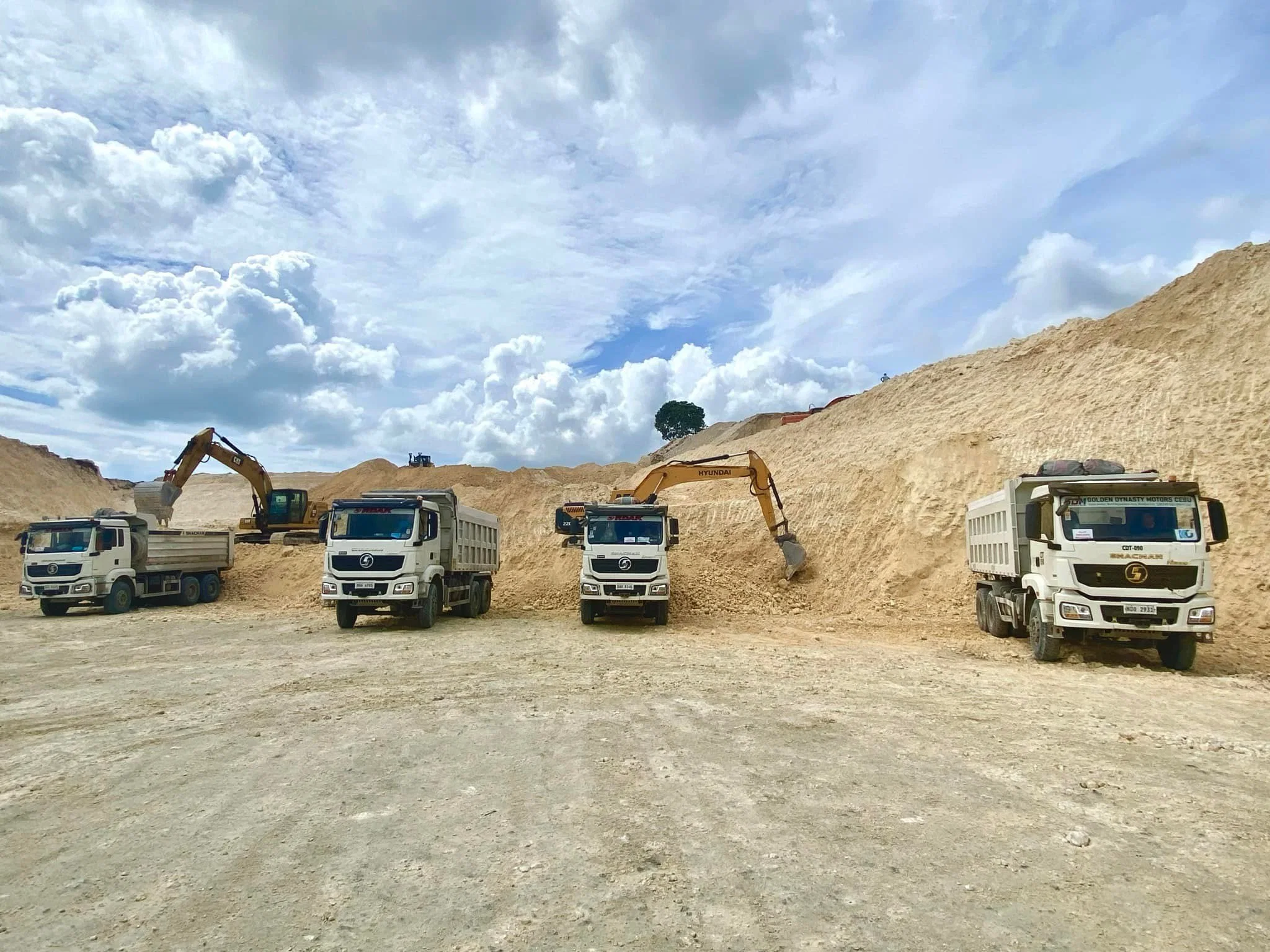 Tout nouveau 6X4 Shacman H3000 Camion-benne à 20 tonnes pour la vente de camions à benne basculante