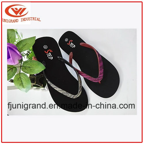 Durable and Light Weight Flip Flops Slipper for Women Lady Shoes