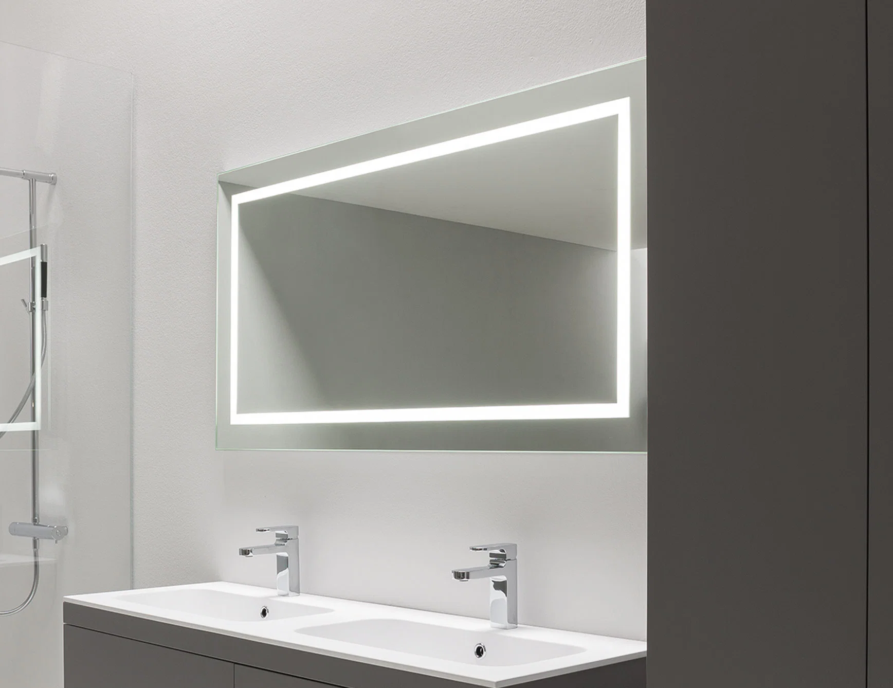 Baño elegante baño barato mitad espejos rectángulo de luz en su completa Espejo de ducha de la habitación