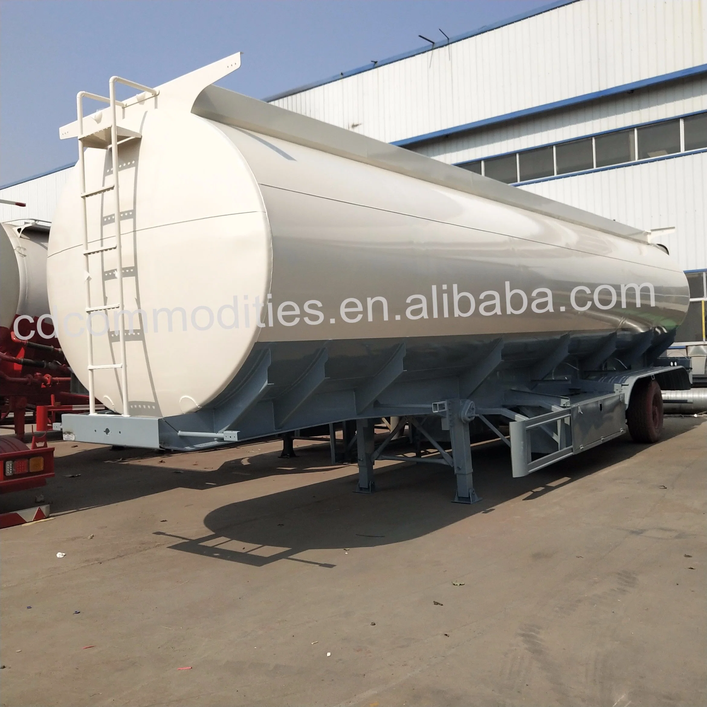 China Brand 3 Axle Oil Tanker Trailers 40000 Liters Fuel Tank for Sale